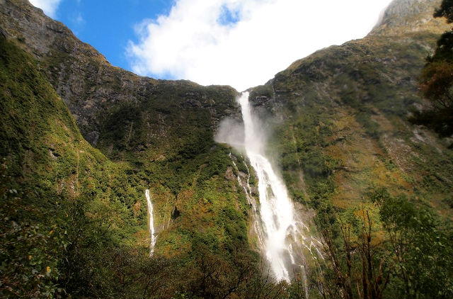 SUTHERLAND FALLS