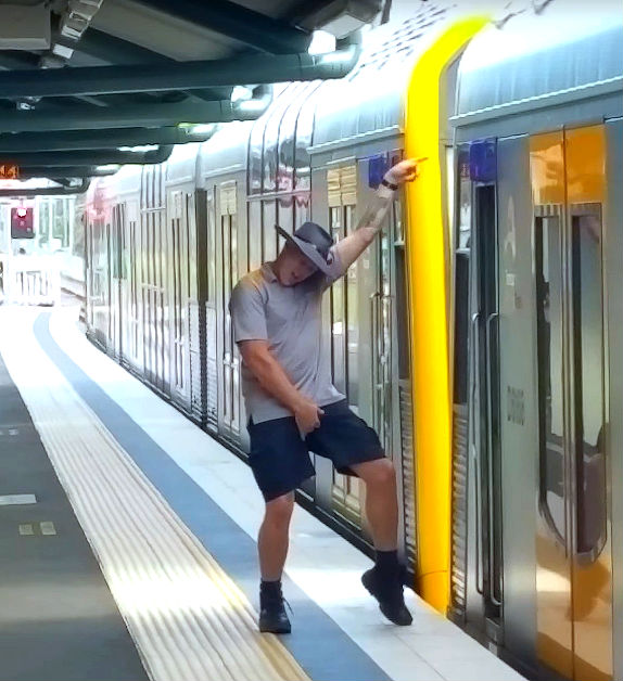 dancing train guard in australia shows M jackson moves went viral