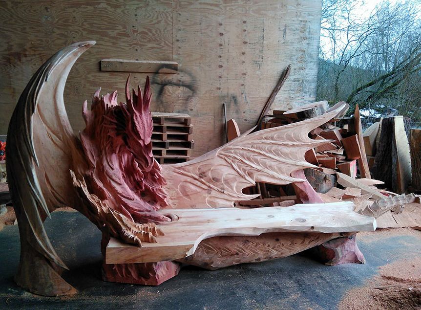 Estonian Artist Carve Spectacular Dragon Bench Using Chainsaw