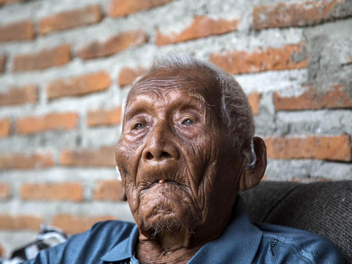 World's oldest man alive revealed his secret for longer life on his