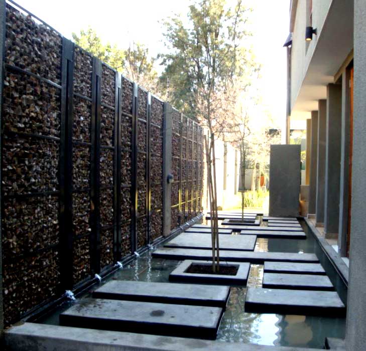 Backyard fencing ideas - Gabion Wall 