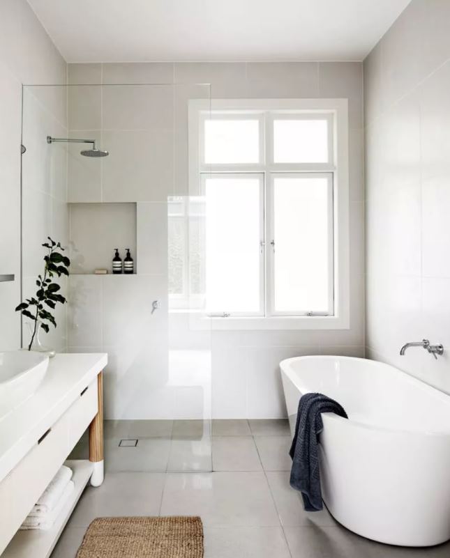Modern bathroom by Fiona Lynch via Apartment Therapy - Bathroom Design Ideas