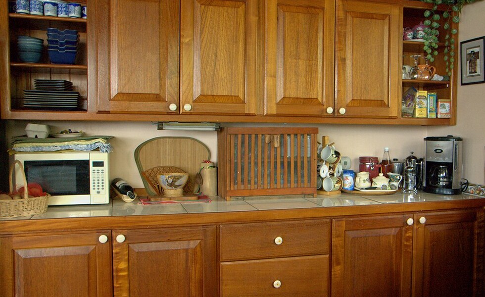 Cabinet Refinish Versus Full Replacement
