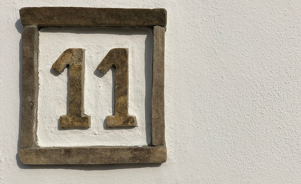Hardware, House Numbers, and Small Details That Pop