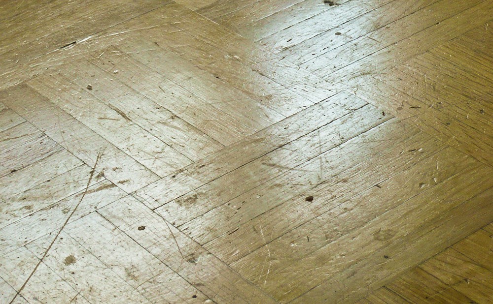 Grit Sequence That Avoids Dish Out and Swirl Marks