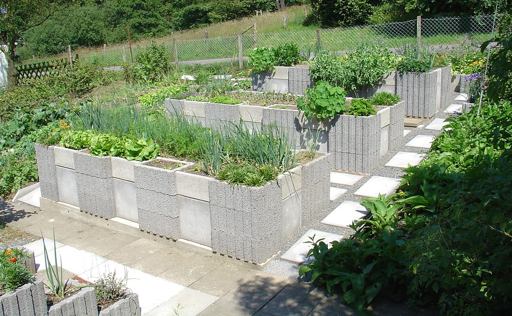 Tiered Beds That Turn a Slope Into a Garden